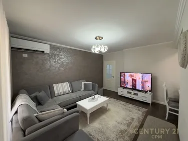 Foto e Apartment në shitje Rruga Barrikadave, Selvia, Tiranë