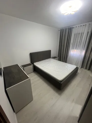 Foto e Apartment me qera Komuna e Parisit, Tiranë