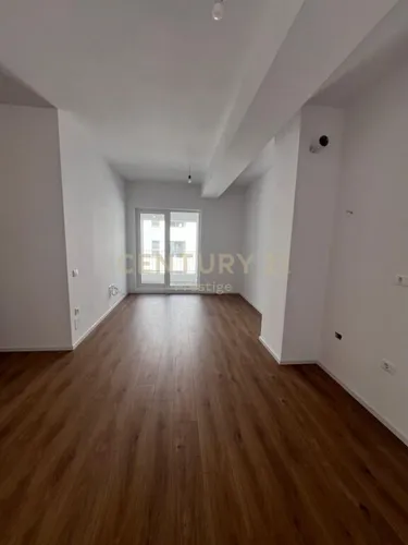 Foto e Apartment në shitje Ali Demi, Tiranë