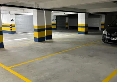 Photo of garage for sale Pazari i Ri, Tiranë