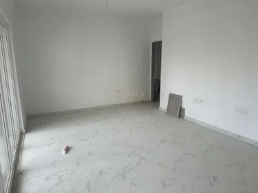 Foto e Apartment në shitje Yzberish, Tiranë