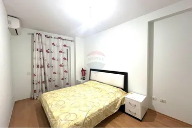 Foto e Apartment me qera Kompleksi Kontakt, 21 Dhjetori, Tiranë