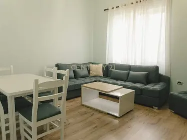 Foto e Apartment me qera qender, Durrës