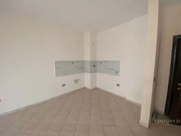 Foto e Apartment në shitje yzberish, Tiranë