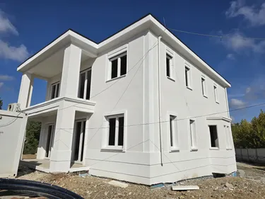 Photo of vila for sale Liqeni i Farkes, Tiranë