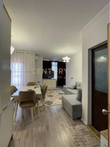 Foto e Apartment me qera plazh hekurudha, Durrës