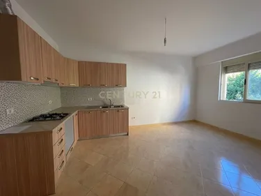 Foto e Apartment në shitje Plazh Rrota e Kuqe, Durrës