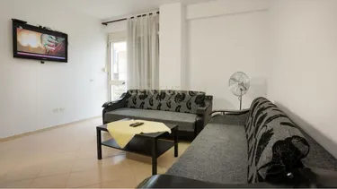 Foto e Apartment me qera plazh hekurudha, Durrës