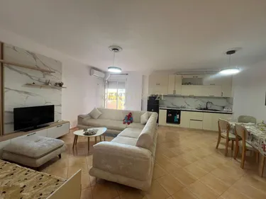 Foto e Apartment me qera plazh hekurudha, Durrës