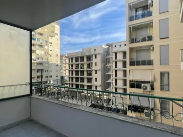 Foto e Apartment me qera vollga, Durrës