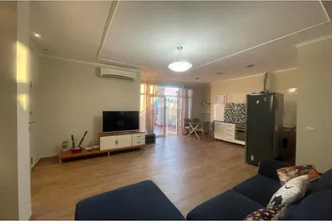 Foto e Apartment me qera Komuna e Parisit, Tiranë