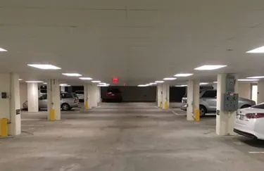 Foto e garage në shitje Kompleksi Delijorgji, Rruga e Kavajes, Tiranë