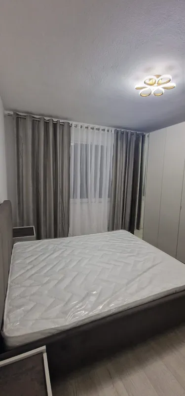 Foto e Apartment me qera Komuna e Parisit, Tiranë