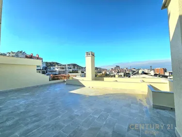 Foto e pronë me qera Kopshti Botanik, Rruga Selite e Vjeter, Tiranë