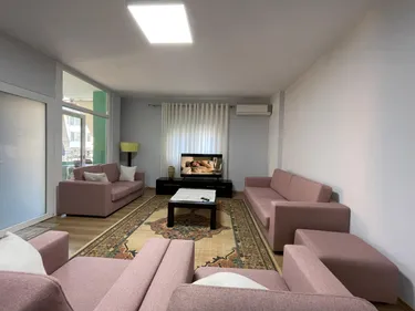 Foto e Apartment me qera Komuna Parisit, Tiranë