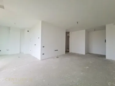 Photo of Apartment for sale Liqeni i Thate, Rruga Liqeni i Thate, Tiranë