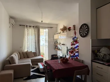 Photo of Apartment for sale 3 Deshmoret, Tiranë