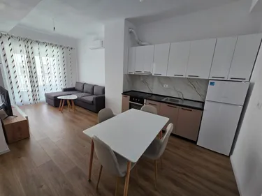 Foto e Apartment me qera Ali Demi, Tiranë