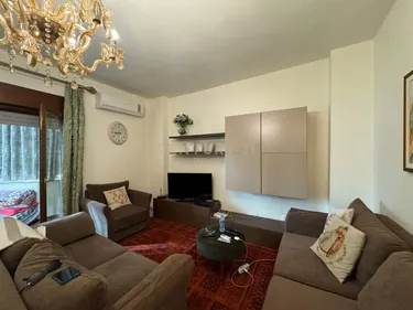 Foto e Apartment me qera Qender, Tiranë