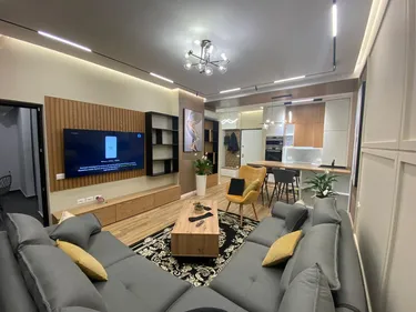 Foto e Apartment me qera Kompleksi Square 21, Tiranë