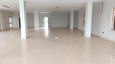 Foto e Magazin me qera Top Chanel, Mezez, Tiranë