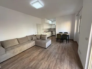Foto e Apartment me qera Rruga Mujo Ulqinaku, Durrës