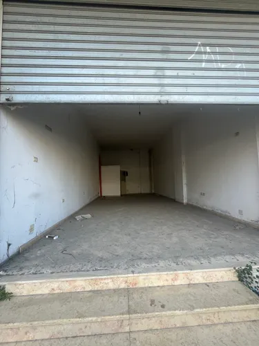 Foto e Ambient biznesi në shitje Varrosh, Jeronim Derada, Vlorë