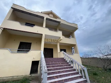 Foto e Shtëpi në shitje Shijak, Durrës
