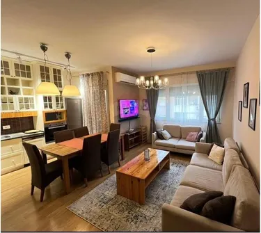 Foto e Apartment me qera Komuna e Parisit, Kristali, Tiranë