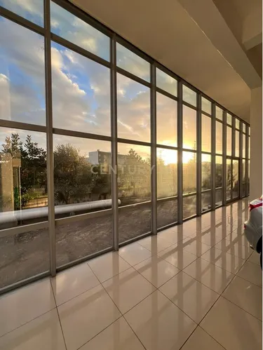 Foto e Ambient biznesi me qera Autostrada Tirane Durres, Durrës