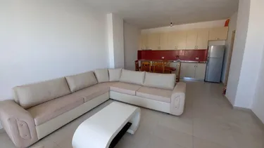 Foto e Apartment me qera Kinostudio, Tiranë