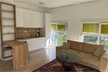 Foto e Apartment me qera Kompleksi Mangalem, Tiranë
