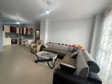 Foto e Apartment në shitje Muzeumi i Deshmoreve, Durrës