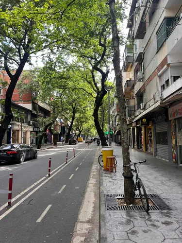 Foto e Ambient biznesi në shitje Myslym Shyr, Tiranë