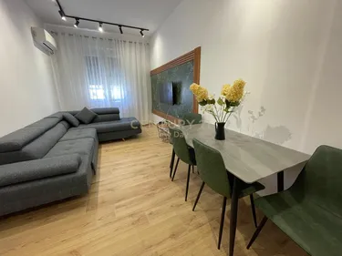 Foto e Apartment me qera Ne Qender te Durresit, Durrës