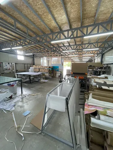 Foto e Magazin me qera Kashar, Tiranë