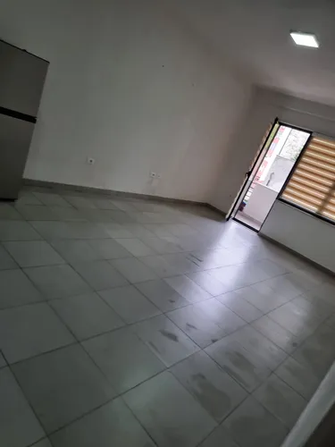 Foto e Zyrë me qera Pazari i Zi, Tiranë