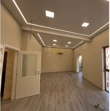 Foto e Ambient biznesi me qera Bulevardi Durres, Durrës