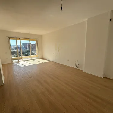 Foto e Apartment në shitje Fusha e Aviacionit, Ish Fusha e Aviacionit, Tiranë
