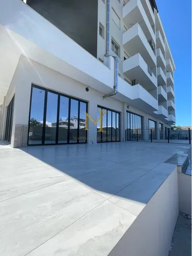Foto e Ambient biznesi me qera Spitalle Durres, Durrës