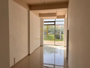 Foto e Ambient biznesi me qera Hyrja e Durresit, Durrës