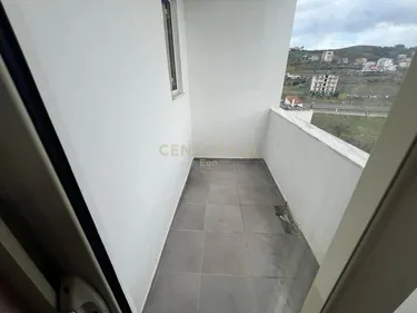 Foto e studio në shitje Golem, Durrës