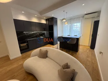 Foto e penthouse me qera Kodra e Diellit, Tiranë