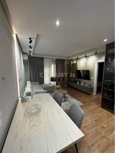 Foto e Apartment në shitje Mbikalimi i Kristal Center, Kodra e Diellit, Tiranë