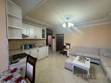 Foto e Apartment me qera Tek Shkolla e Kuqe, Tiranë