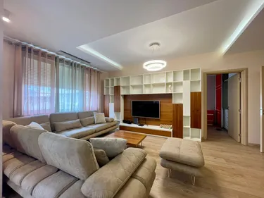 Foto e Apartment me qera Rruga Karl Gega, Tiranë