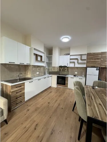Foto e Apartment me qera Ne Kompleksin "grand Gallery", Yzberisht., Tiranë