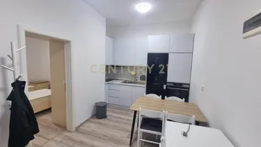 Foto e Apartment me qera Rruga 5 Maji, Tiranë