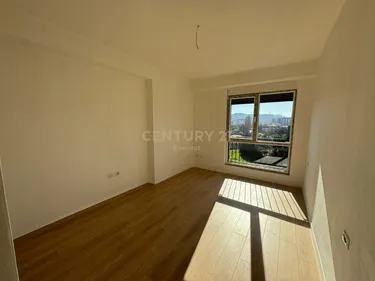 Foto e Apartment në shitje Fusha e Aviacionit, Tiranë