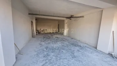 Foto e Ambient biznesi në shitje Kodra e Diellit, Tiranë